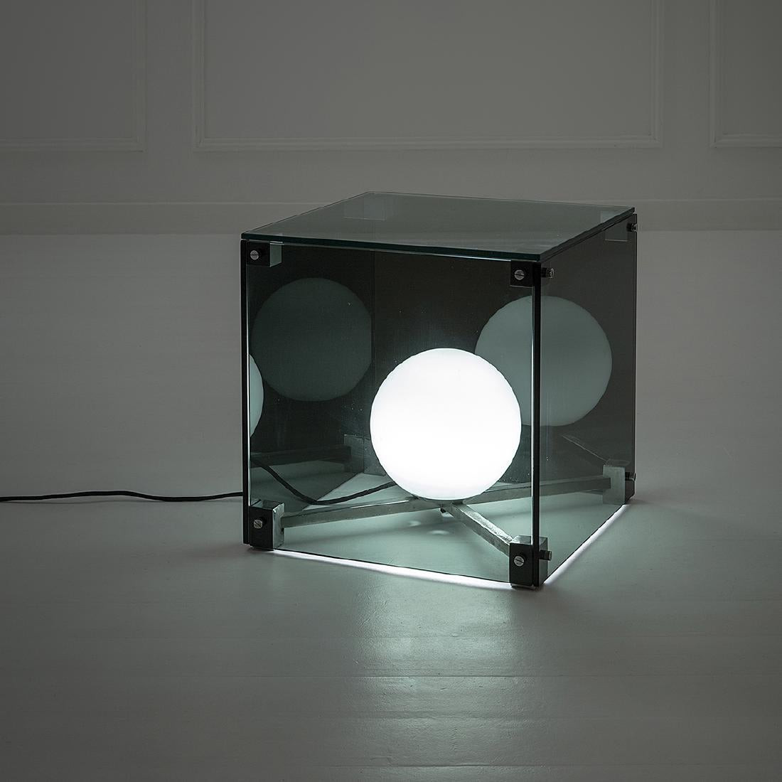 Late 60's Very Large Lamp - Side Table in the style of Sormani