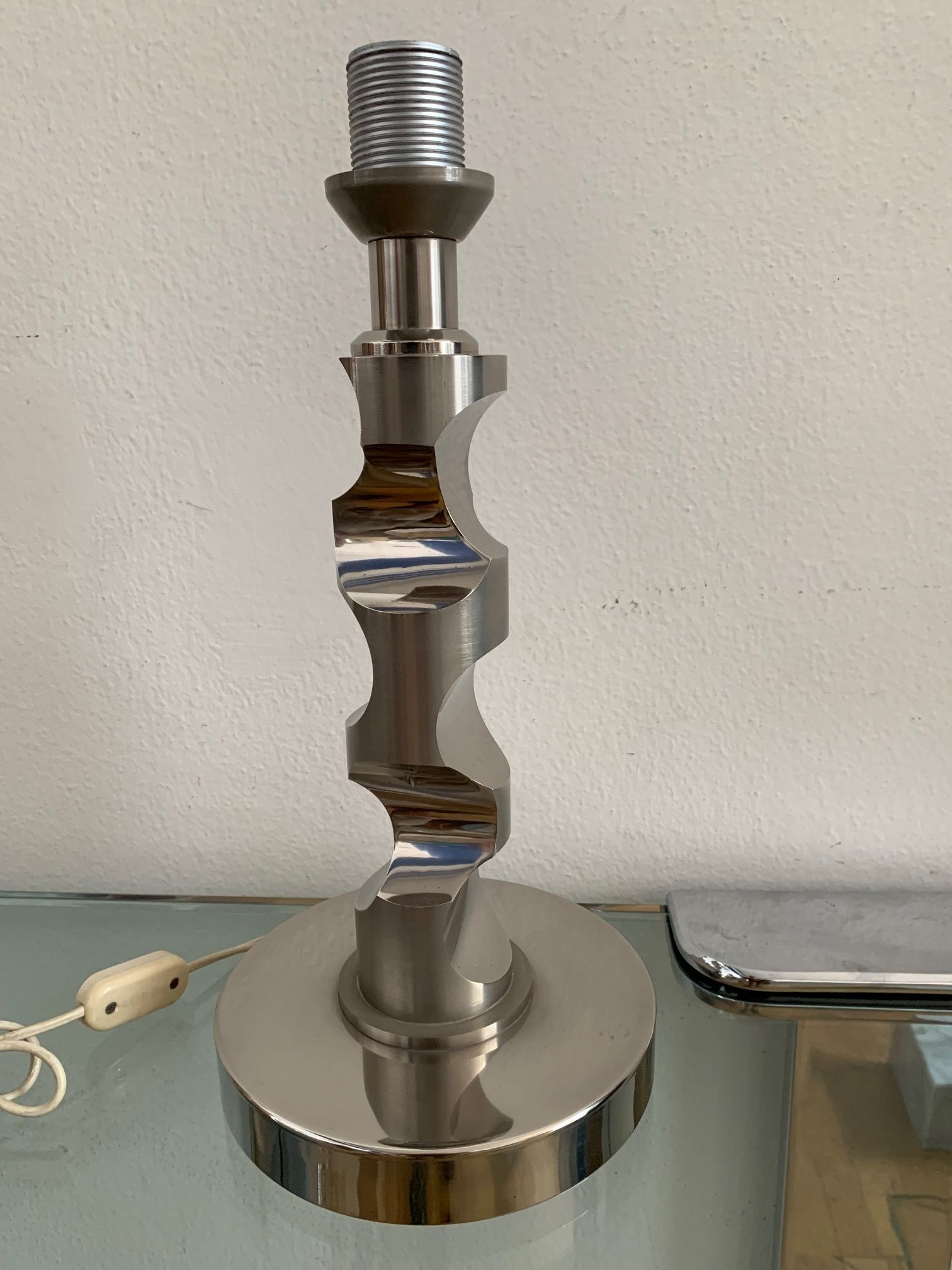 1960s Table Lamp in Solid Medal and acrylic