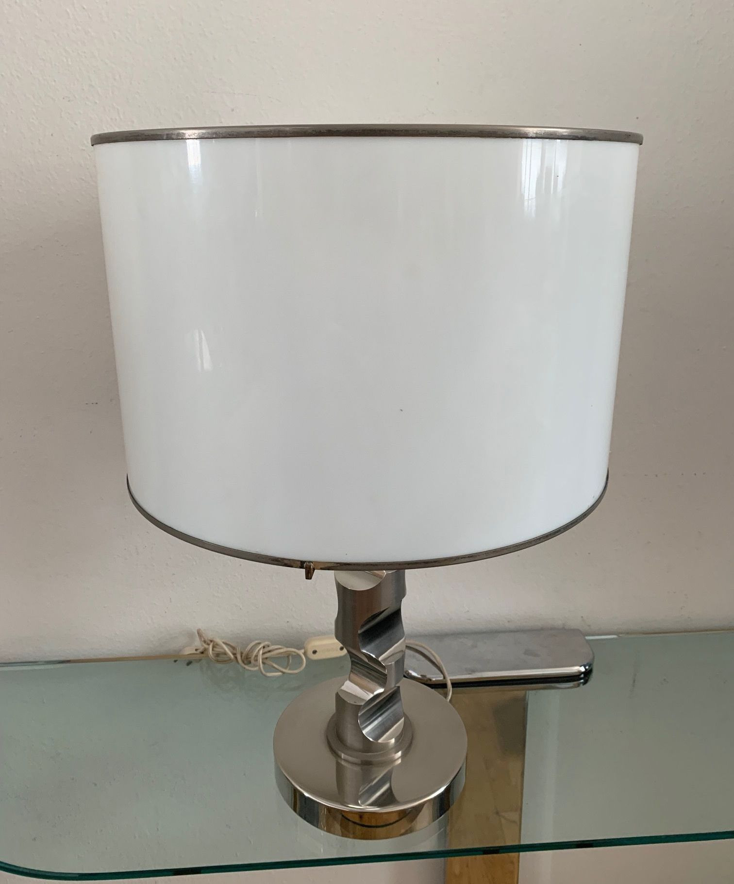 1960s Table Lamp in Solid Medal and acrylic