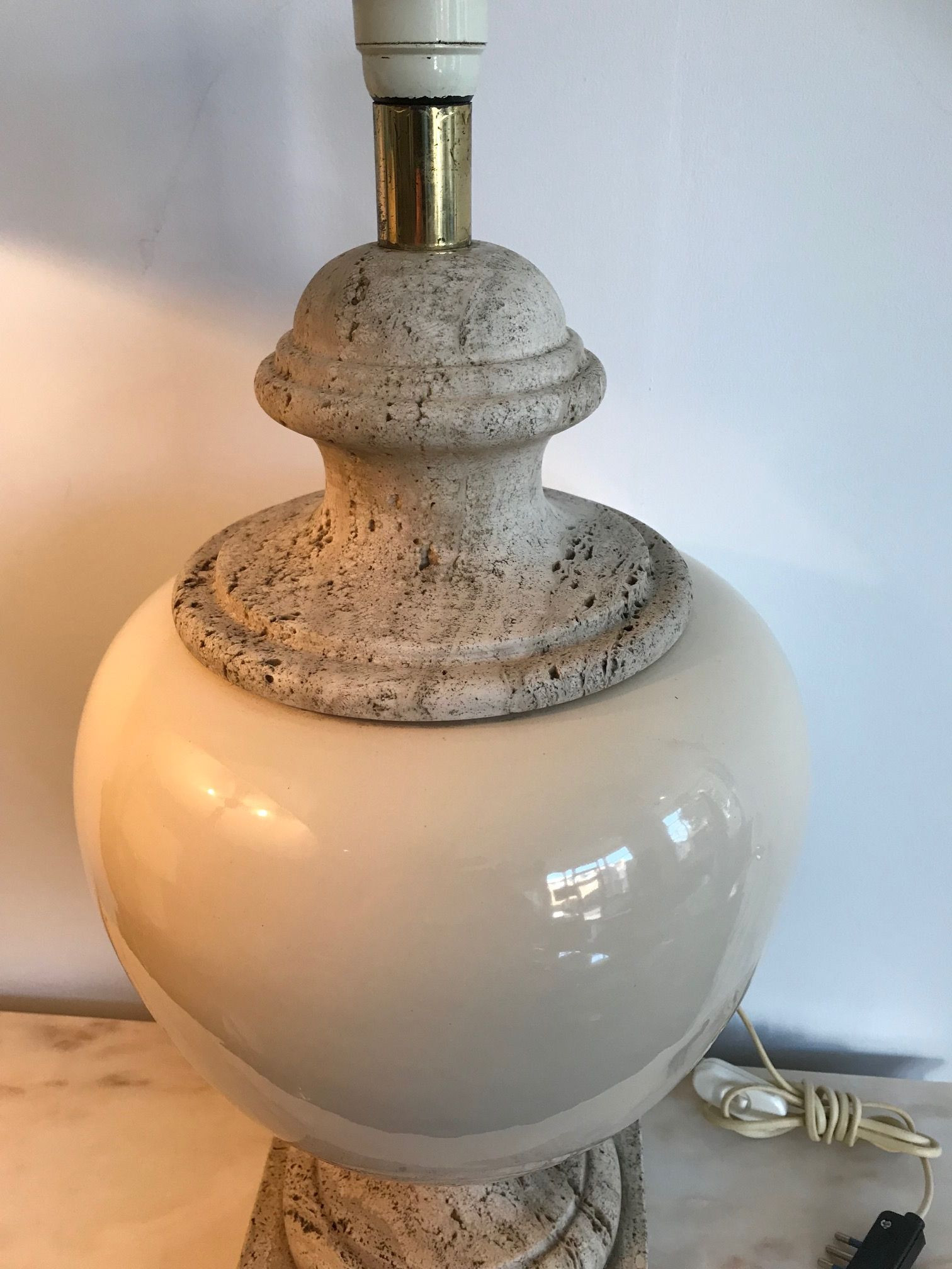 1970s Large Table Lamp  in Travertine and Ceramic