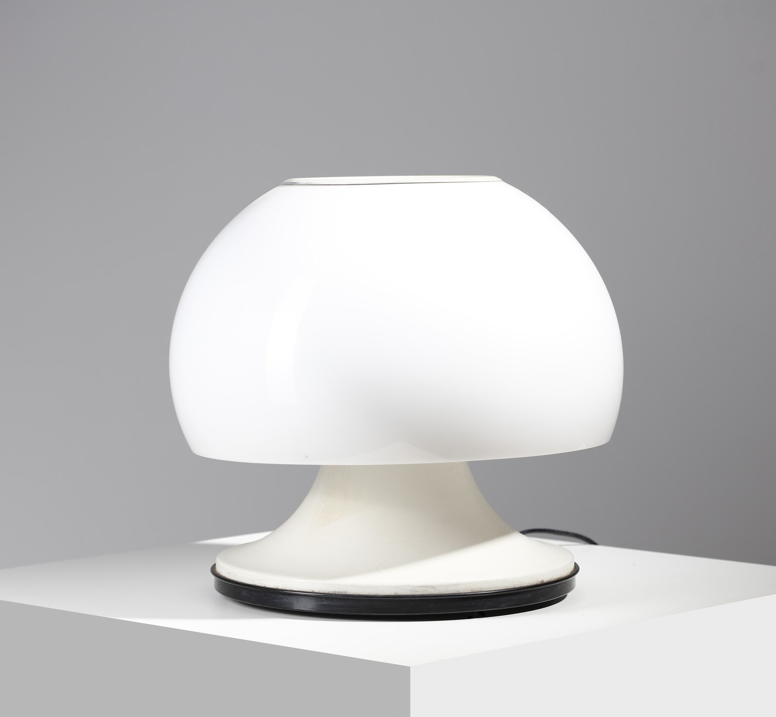 rare Table Lamp mod. 596 by Gino Sarfatti   SOLD SOLD SOLD 
