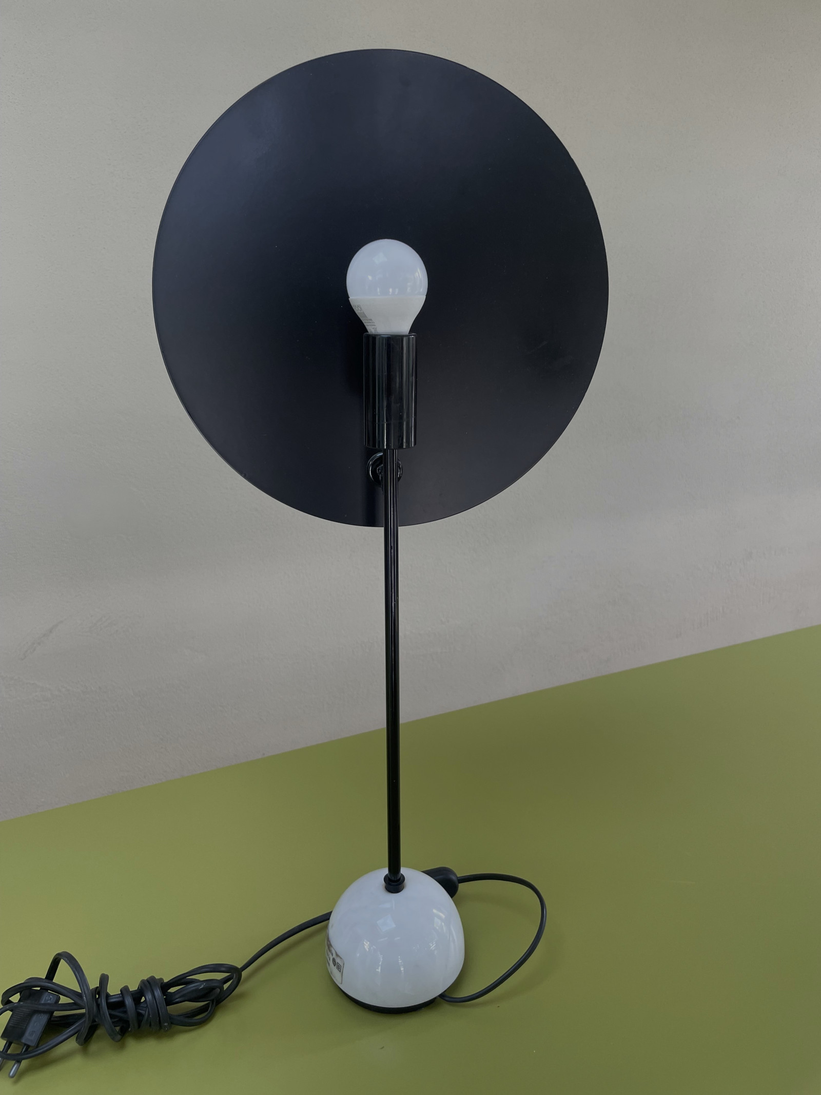 Black -Kuta -Table Lamp  by Vico Magistretti 