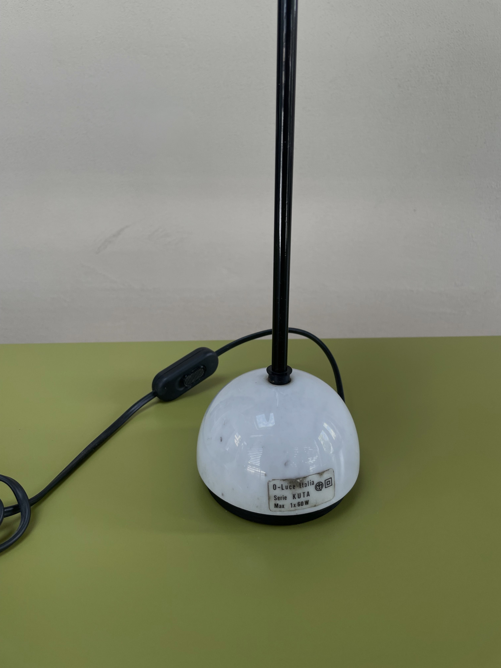 Black -Kuta -Table Lamp  by Vico Magistretti 