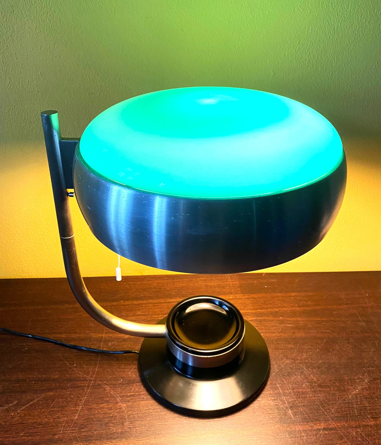 OSCAR TORLASCO "Mod 729" Table Lamp with Green Glass