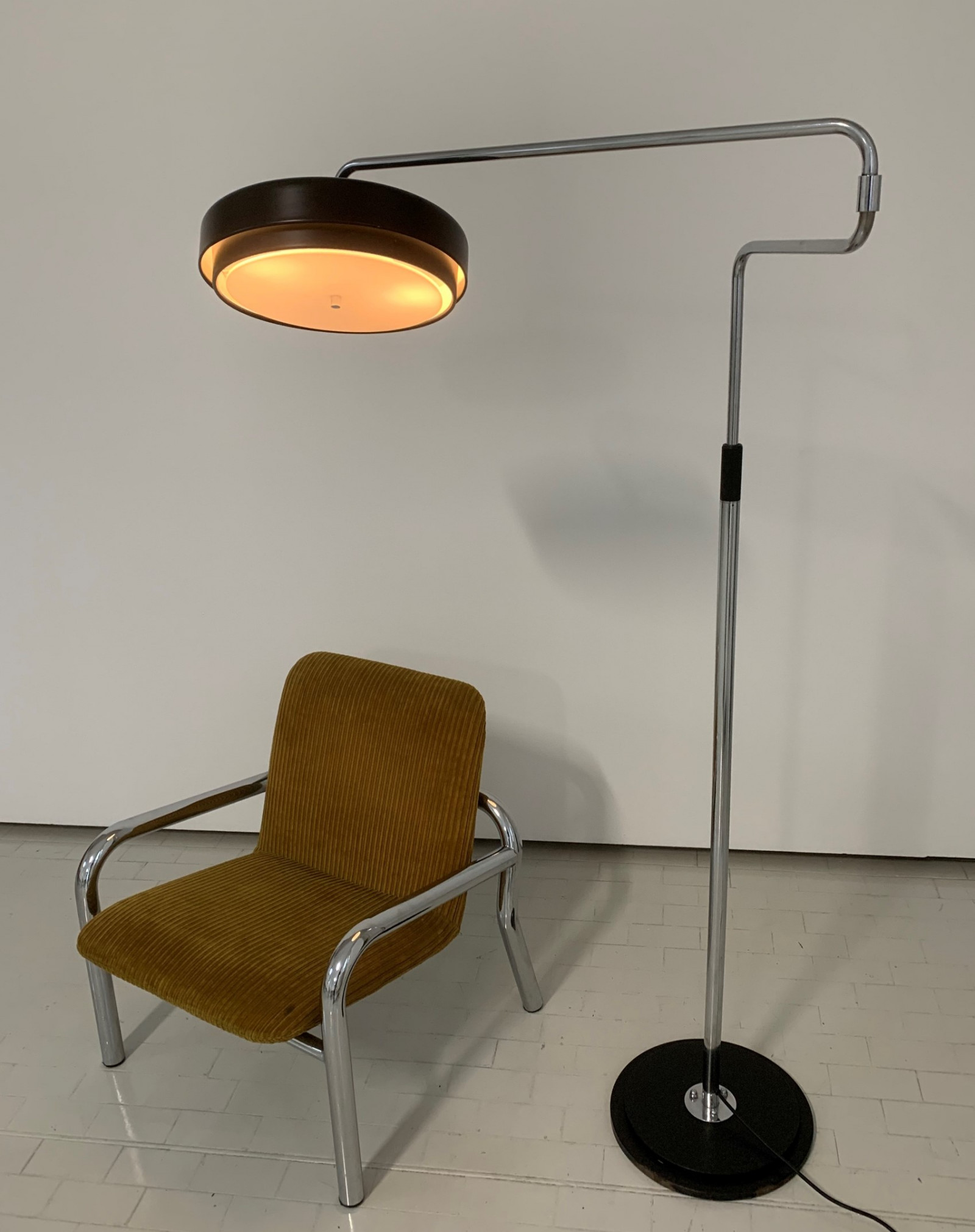 1960s Floorlamp with Swivel Diffuser and Variable Height attr . to Stilux    ON SALE £. 1150-