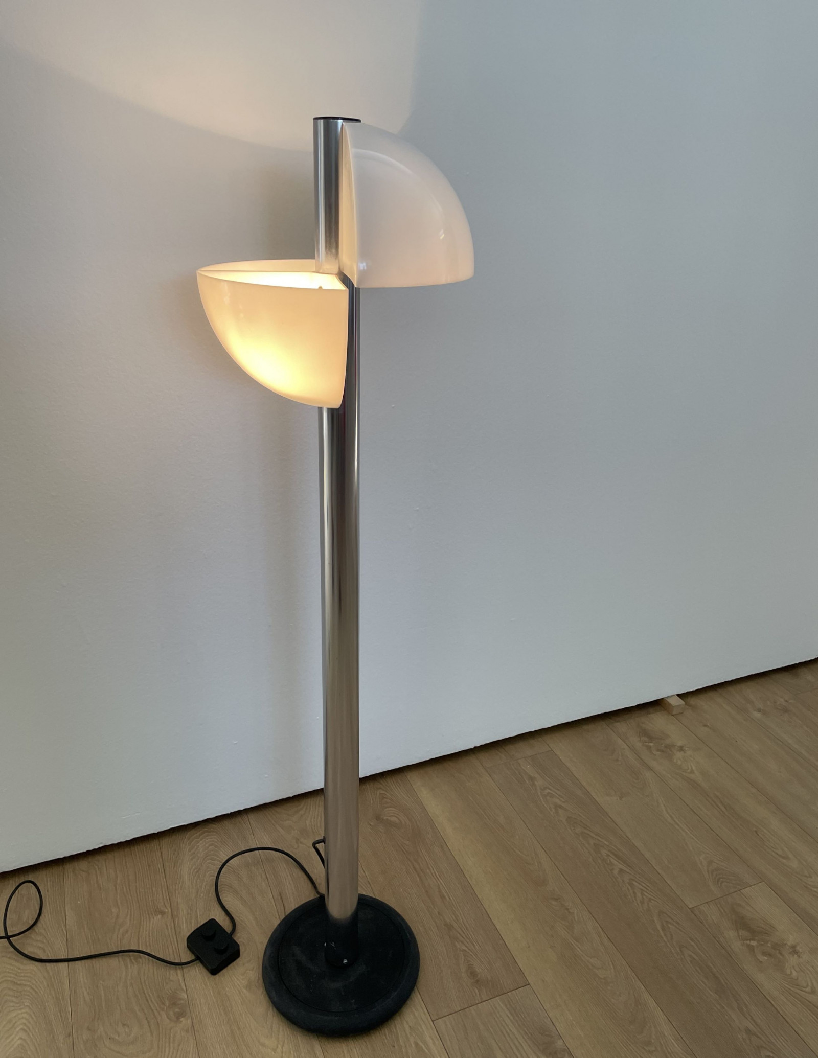 "Spicchio" Floor Lamp by Stilnovo