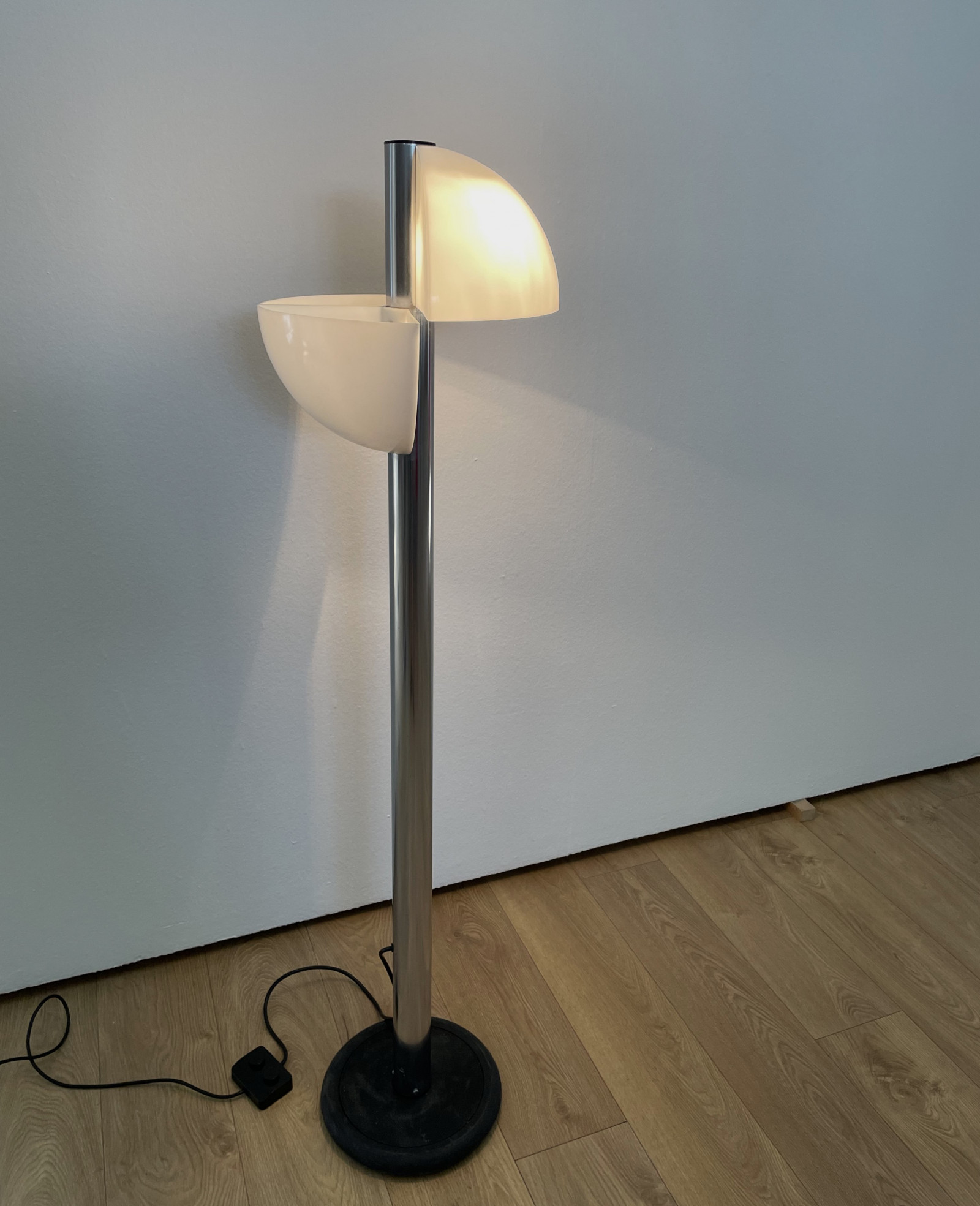 "Spicchio" Floor Lamp by Stilnovo