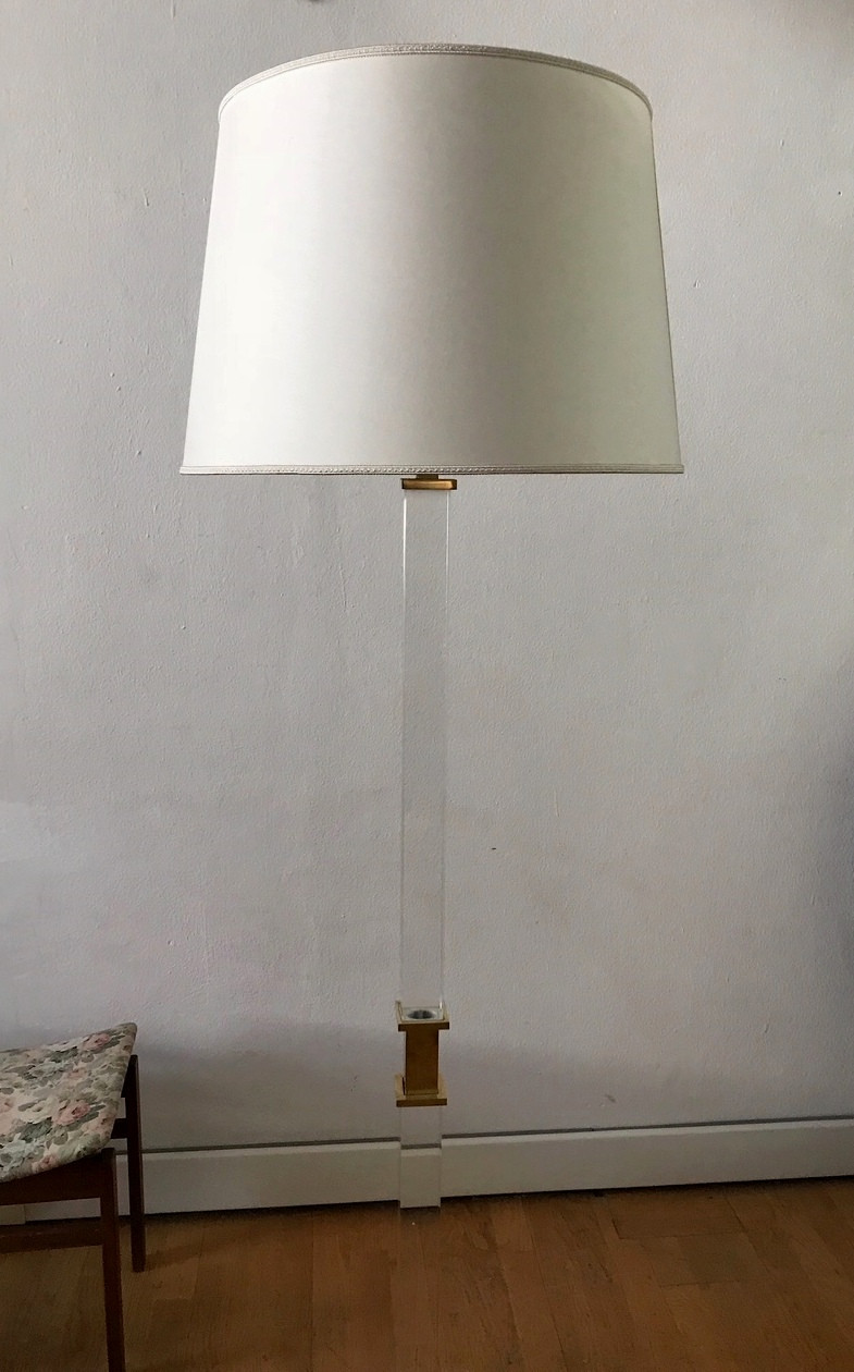 1970s Floor Lamp in Pleyglass x