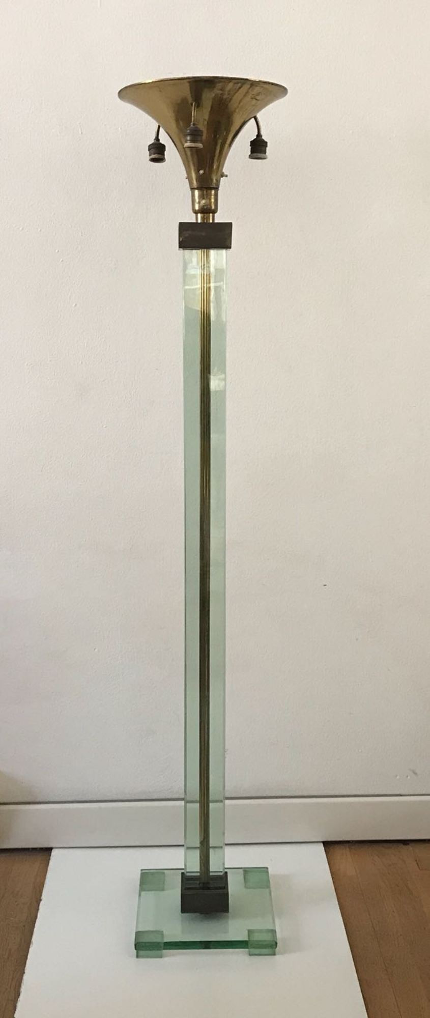 Tall Floor Lamp in Glass and Brass In the Style of	Fontana Arte