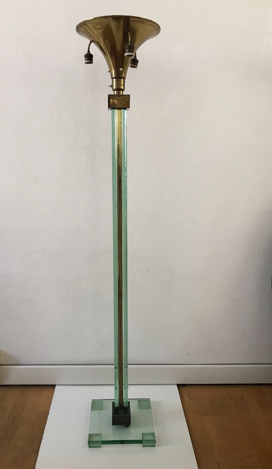 Tall Floor Lamp in Glass and Brass In the Style of	Fontana Arte